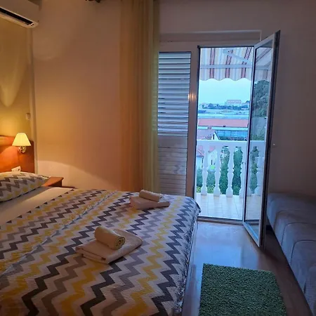 Smjestajni Objekt Padovan 4*