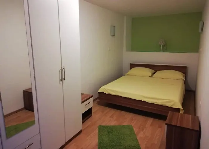 Smjestajni Objekt Padovan 4*