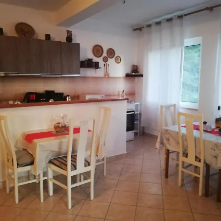 Smjestajni Objekt Padovan Banjol