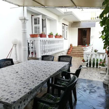 Pensjonat Smjestajni Objekt Padovan Banjol