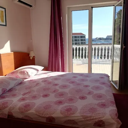 Smjestajni Objekt Padovan Guest house Banjol